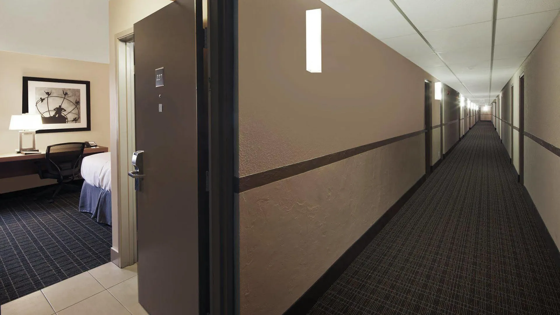 カナダズ ベスト バリュー イン トロント モーテル