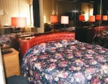 ** モーテル カナダズ ベスト バリュー イン トロント カナダ