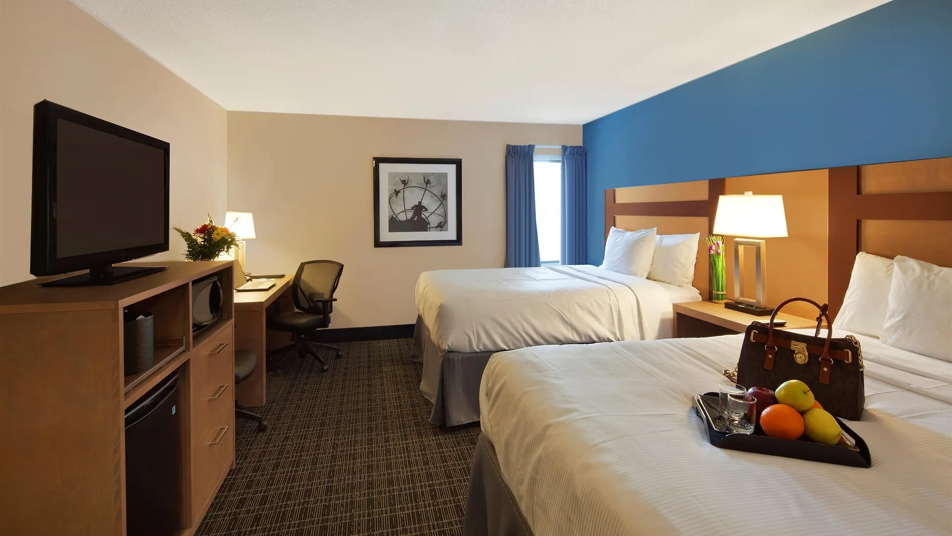 Canadas Best Value Inn Toronto Motel