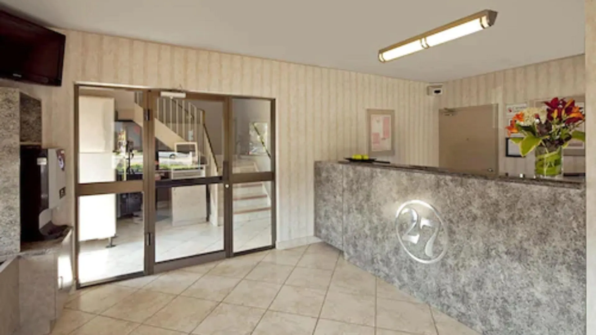 Motel Canadas Best Value Inn Toronto